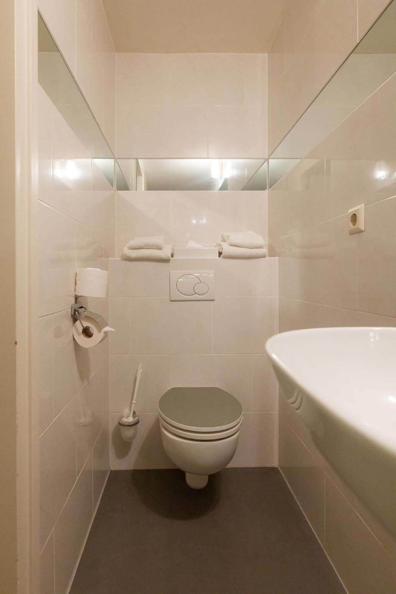 FLOATS by H2OTEL רוטרדם מראה חיצוני תמונה